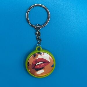 Pop Art Lip Keychain - Green Frame